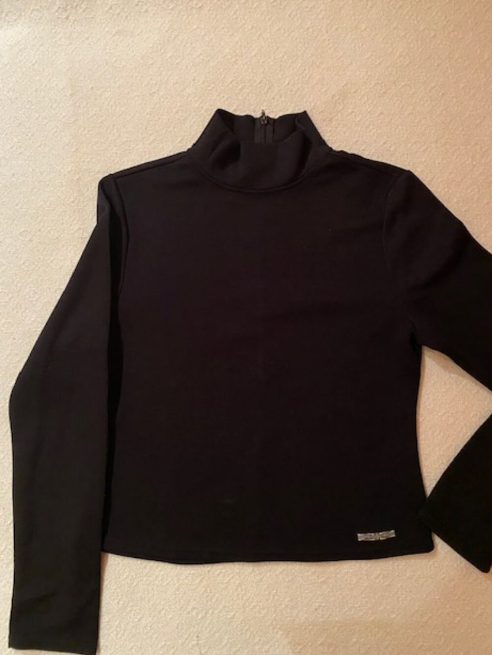 Hudson Jeans Black Beauty Turtleneck High Mock Neck M excellent back zipper